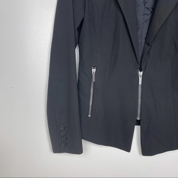 Michael Michael Kors Black Asymmetric Hem Zipper Blazer Size 6 - Picture 2 of 12